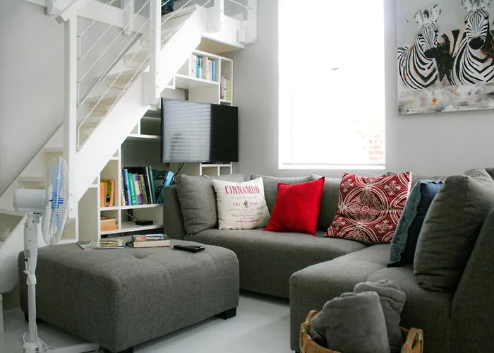 Cozy Corner Cottage